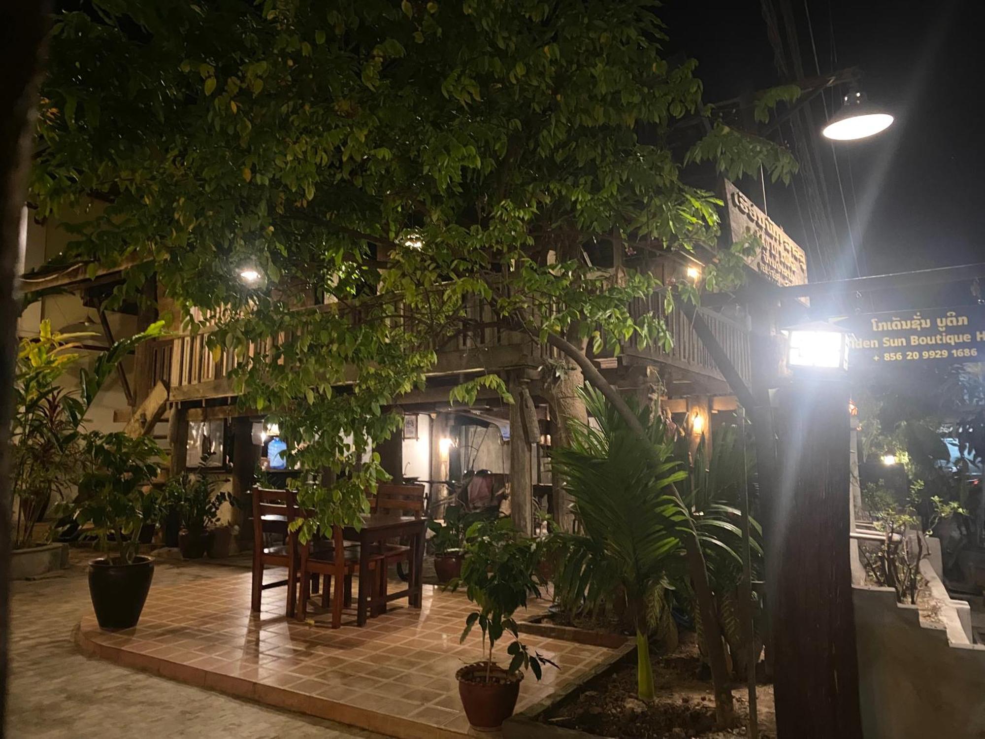 Golden Sun Boutique Hotel Luang Prabang Exterior photo